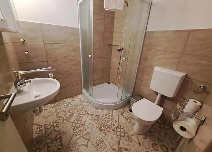 Lelek-ter * שיופוק